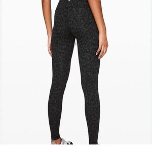 Black Lululemon align Leggings - Worn once SIZE 2